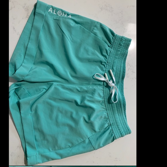 lululemon athletica Pants - Lululemon Aloha Shorts